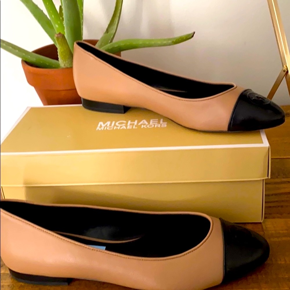 Michael kors flats